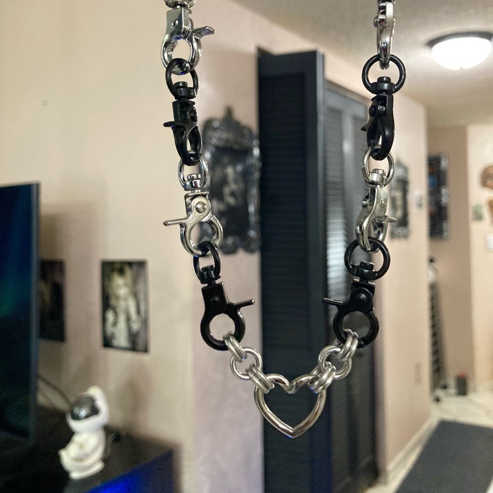 Stainless steel heart choker black & silver clasps goth punk emo chain necklace - Picture 11 of 16